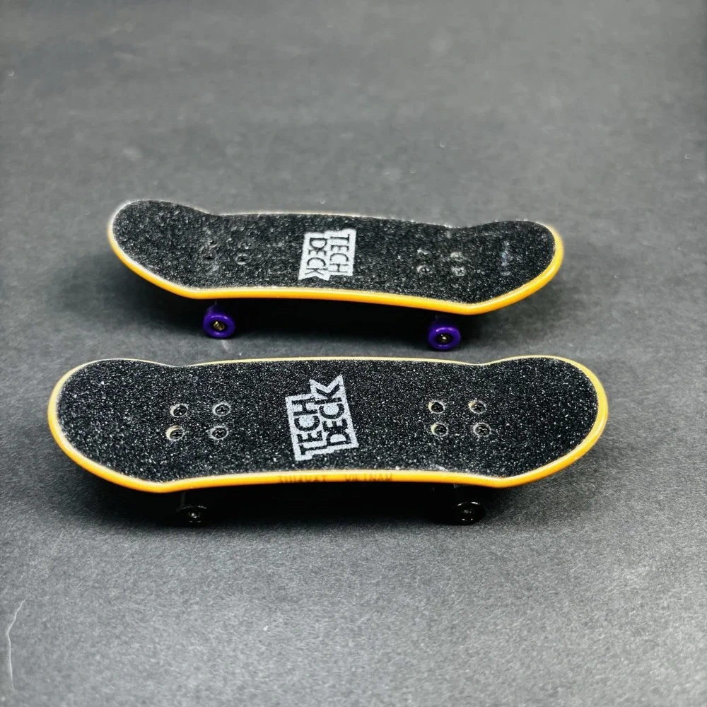 Tech Deck 4in mini skateboards lot of 2 Element‎ &Felipe Gustavo